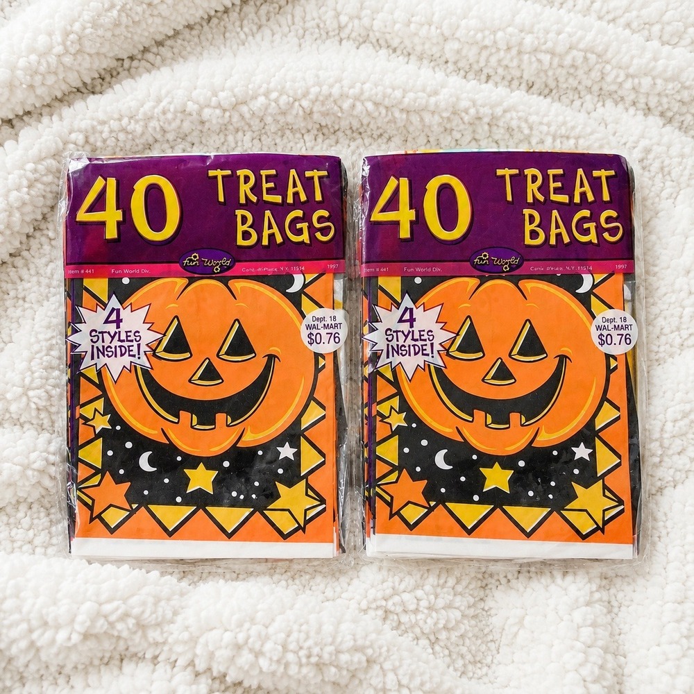 VTG 1995 Fun World Halloween Trick or Treat 80 Bags 2 Packs Cat Pumpkin NOS Lot